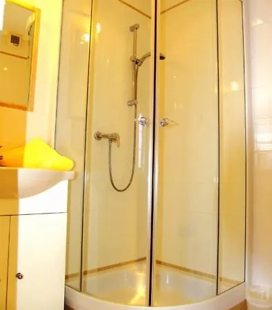 In With Balcony, Air Conditioning, Wifi, Dishwasher Lägenhet Rovinj