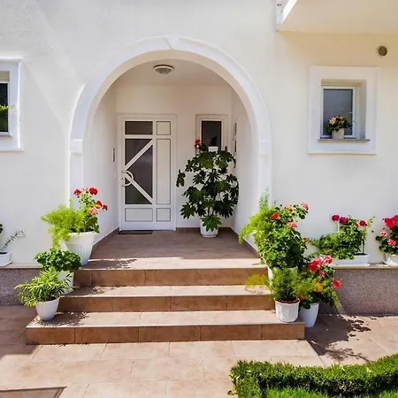 In With Balcony, Air Conditioning, Wifi, Dishwasher Apartment Rovinj